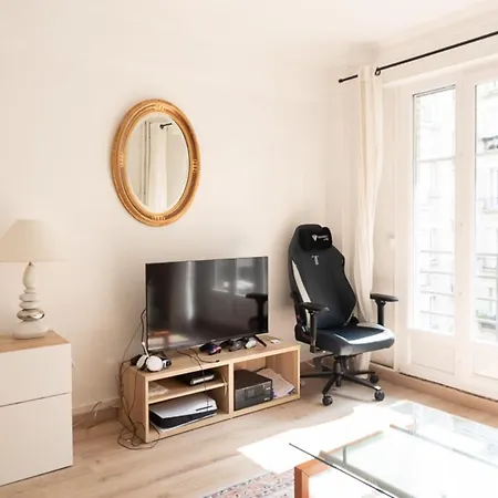 Calm And Bright Cocoon Daire Paris